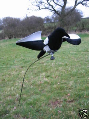 The most realistic, three dimensional flapping magpie decoy to hit the uk and european shooting market.It is operated solely by the rotation of your magpie magnet machine and doesn't require even a slight breeze to perform brilliantly.Will fit any magnet or telescopic bouncer, just attach by tighenning the thumbscrew bracket. Please note the picture shows the air magpie decoy on a telescopic bouncer which is sold separately.